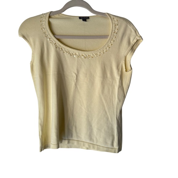 Ann Taylor Sweaters - Ann Taylor Womens Sweater Top Beaded Neck Butter Yellow M‎ Dainty Cottage Fairy